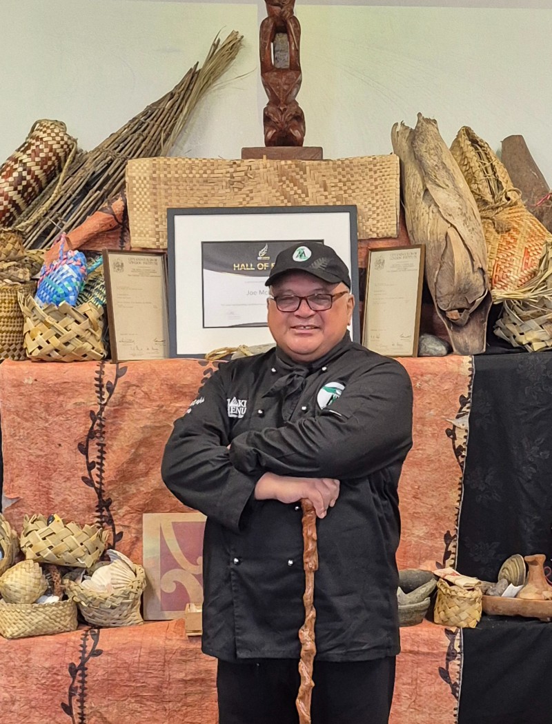 Chef Joe (Hamuera Orupe McLeod)